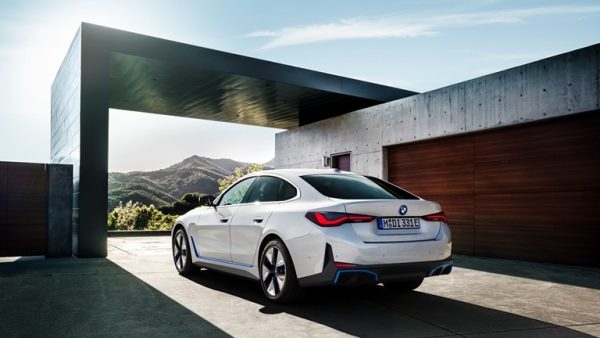 BMW i4