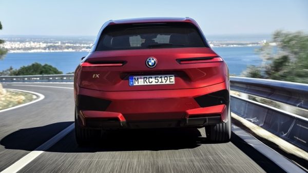 BMW iX