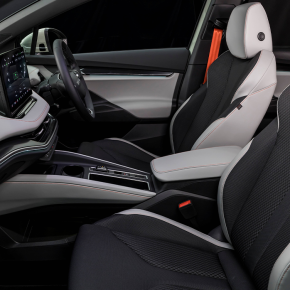 2025-Skoda-Elroq-EV-interior 
