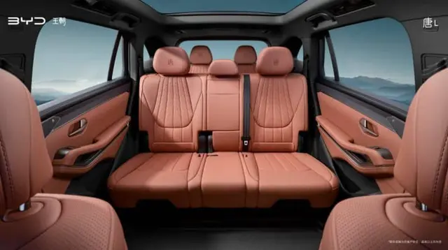 BYD Sealion 8- Interior