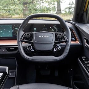 KGM-Musso-EV-3-interior 