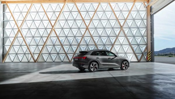 Audi Q8 e-tron