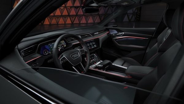Audi Q8 e-tron