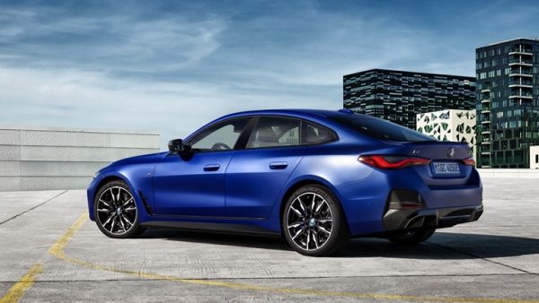 BMW i4