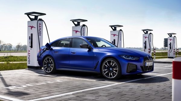 BMW i4