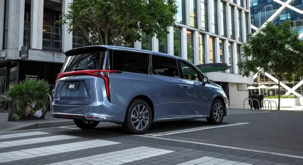 LDV Mifa 9