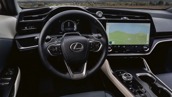 Lexus RZ 450e