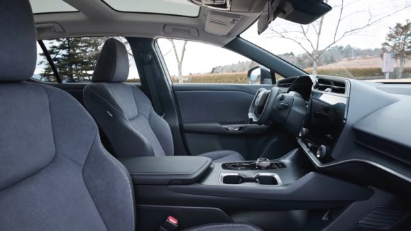 Lexus RZ 450e