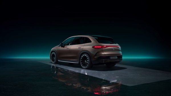 Mercedes-Benz EQE SUV