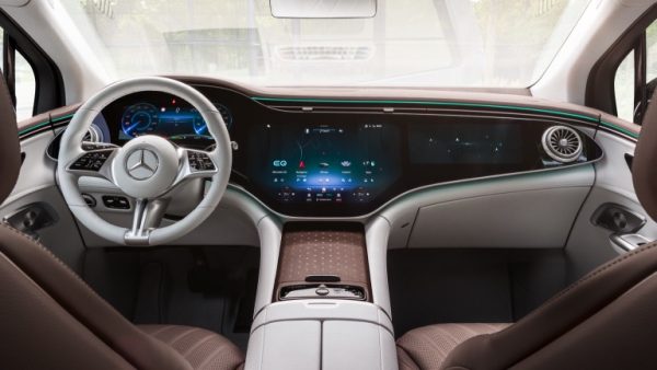 Mercedes-Benz EQE SUV