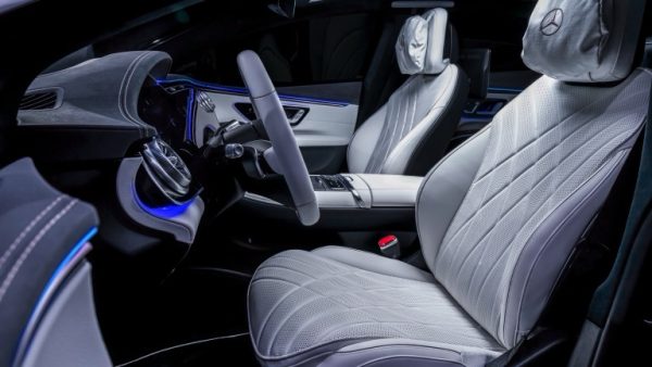Mercedes-Benz EQS