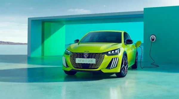 Peugeot e-208