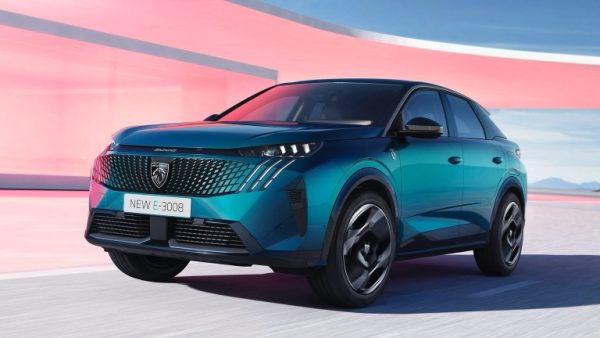 Peugeot e-308
