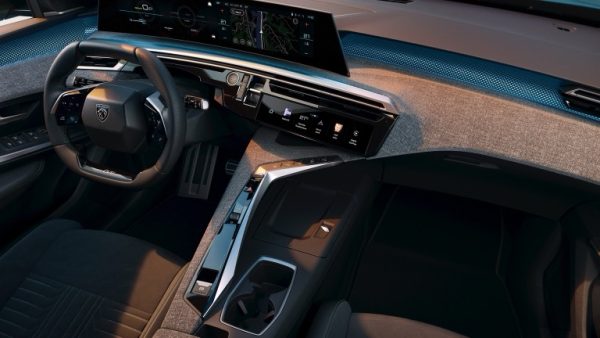 Peugeot e-308