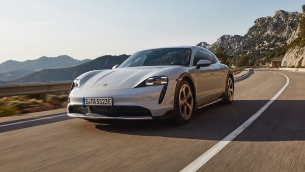 Porsche Taycan Cross Turismo