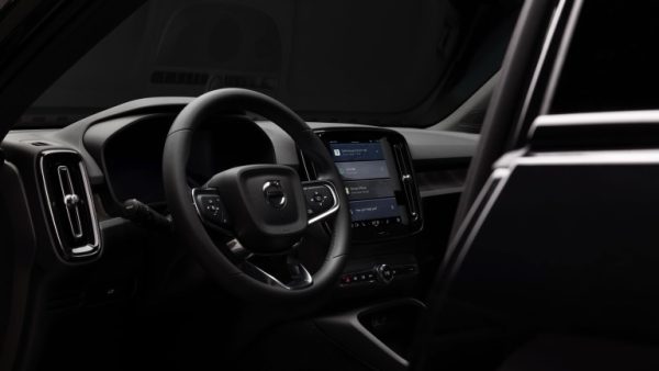 Volvo EX40