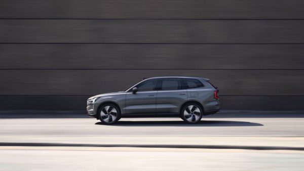 Volvo EX90