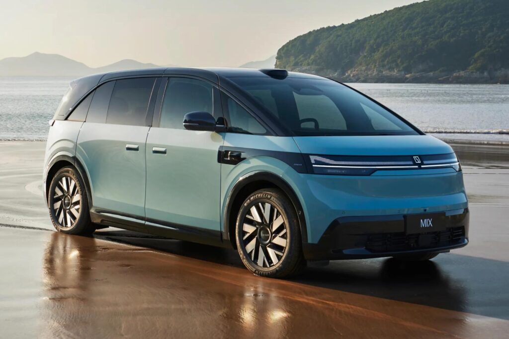 China’s Zeekr eyes Australia with people‑mover, Tesla rival and first PHEV