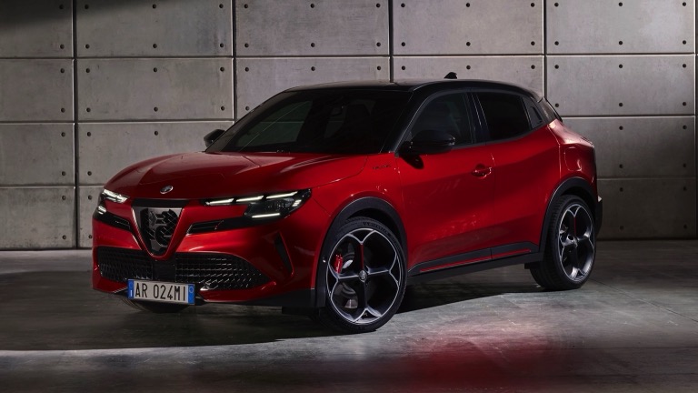 Alfa Romeo to Launch Junior Electric and Mild-Hybrid SUV in Australia by Late 2025