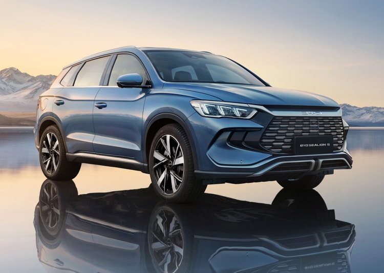 BYD Sealion 5 Review: Why This Mid-Size PHEV is Shaking Up the $34k Bracket