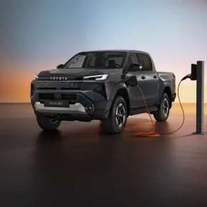 2026-Toyota-Hilux-EV 
