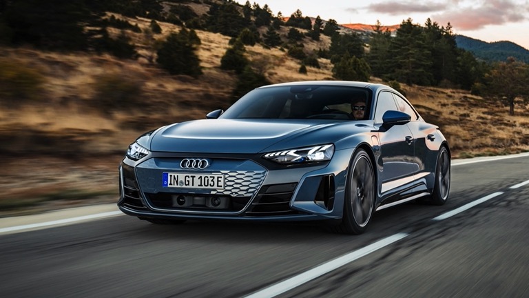 Audi_e-tron_GT_quattro-01-EV