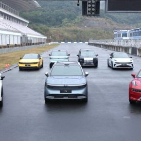 EV-driving-fleet-1 