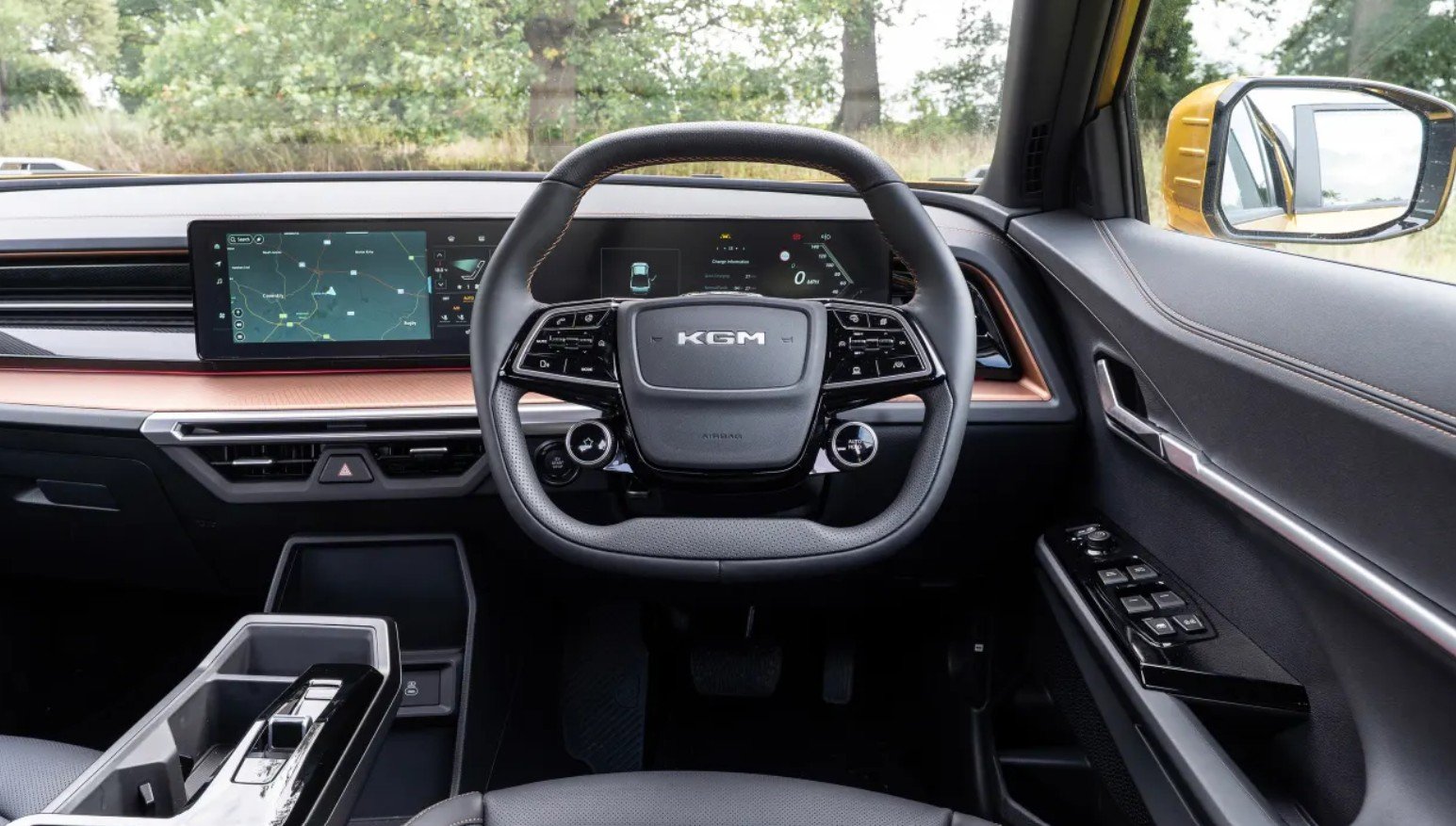 KGM-Musso-EV-3-interior