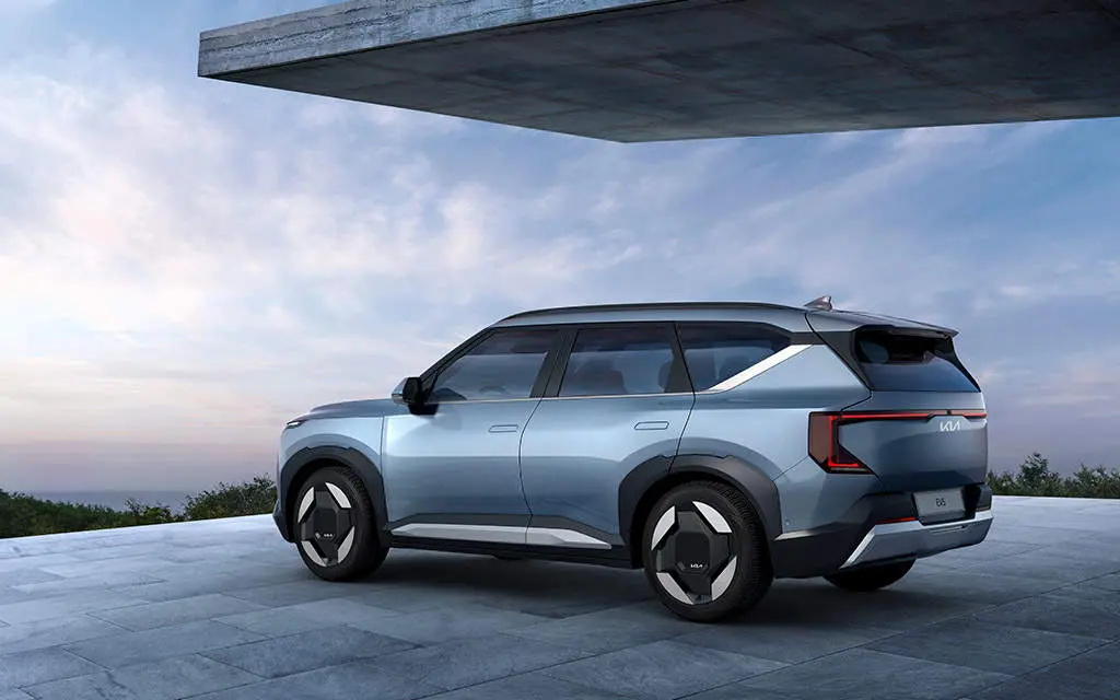 The Kia EV5 ‘Air’ — The Practical Family Box We’ve Been Waiting For