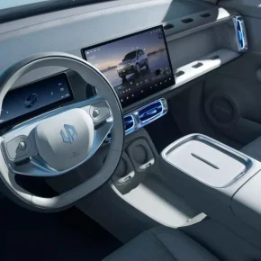 Leapmotor-B10-Interior 
