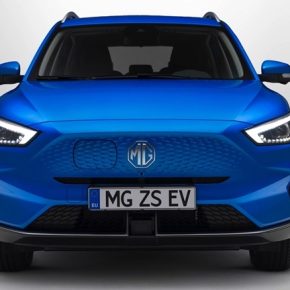 MG_ZS_EV_04 